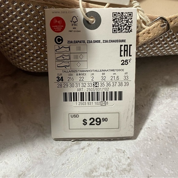 Nwt Zara Cream Silver Studded Flats with Buckle closure Size‎ USA 2.5 EUR 34 - Picture 4 of 8